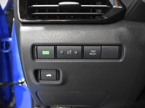 Certified 2024 Nissan Sentra SR image 17