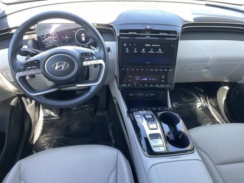 Certified 2024 Hyundai Tucson Limited image 19
