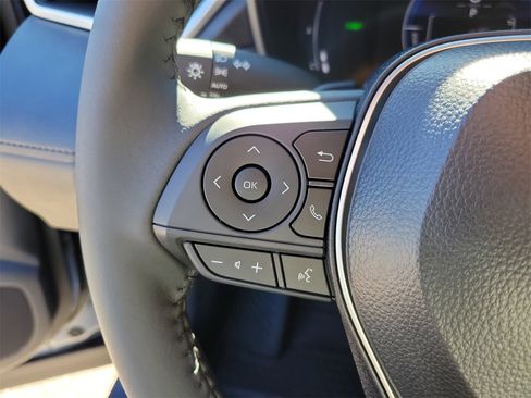 Used 2026 Toyota Corolla Cross SE image 20