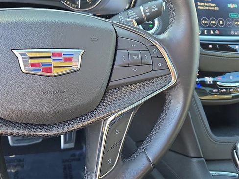 Used 2020 Cadillac XT5 Sportv image 23