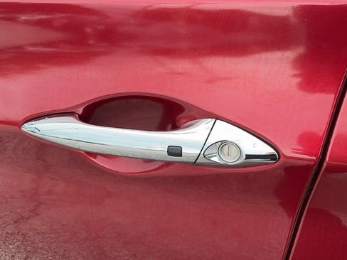 Used 2016 Hyundai Elantra Limited FWD image 46