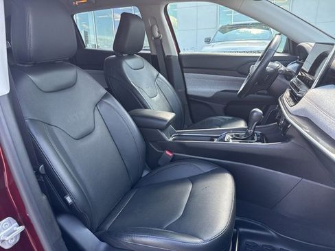 Used 2022 Jeep Compass Latitude image 29