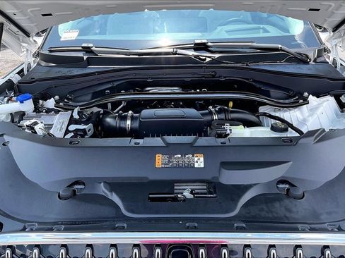 Used 2025 Lincoln Aviator Reserve w/ Equipment Group 201A AWD/4WD image 32