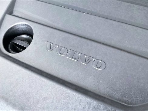 Certified 2024 Volvo XC40 B5 Core w/ Protection Package Premier AWD/4WD image 40