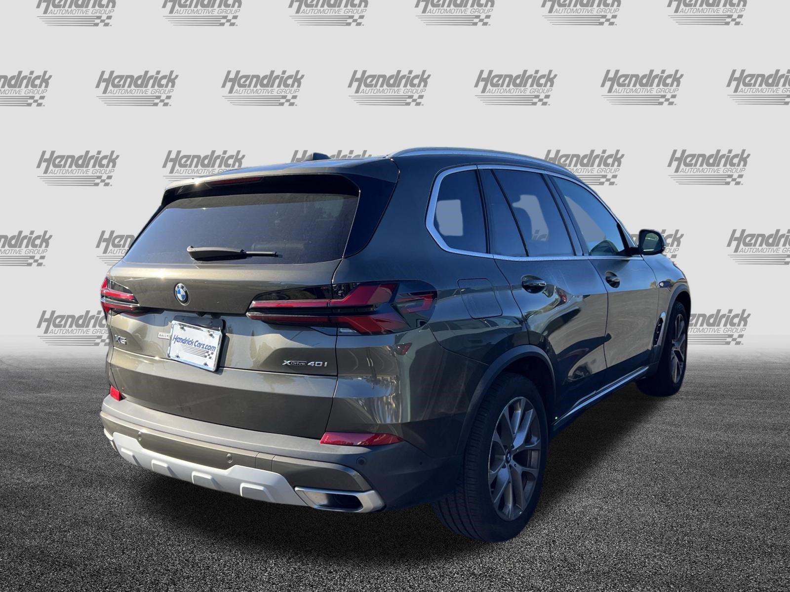 Certified 2024 BMW X5 xDrive40i w/ Premium Package AWD/4WD image 11