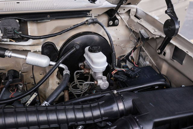 Used 1993 Ford F150 XL AWD/4WD image 27
