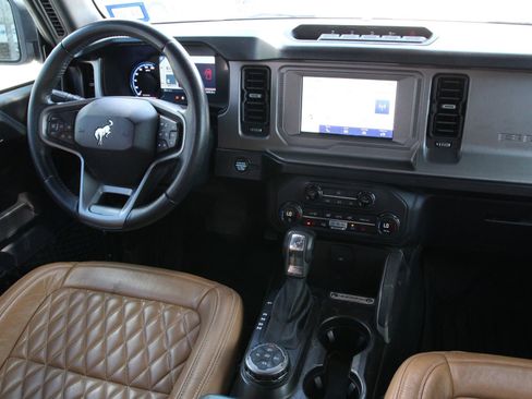 Used 2023 Ford Bronco Outer Banks AWD/4WD image 23