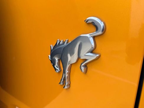 Certified 2022 Ford Bronco 2-Door AWD/4WD image 16