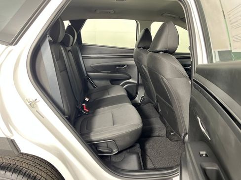 Used 2024 Hyundai Tucson SE image 15