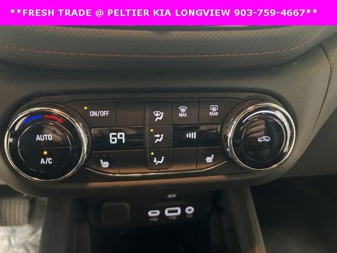Used 2022 Chevrolet TrailBlazer RS w/ Sun and Liftgate Package image 10