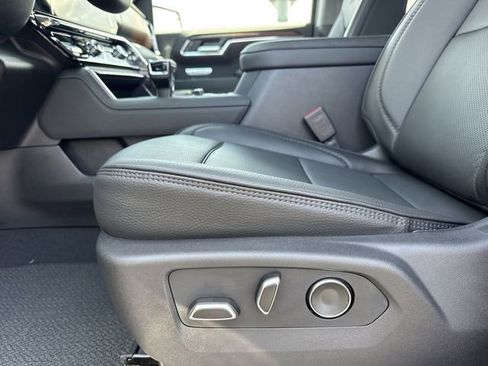 New 2026 GMC Sierra 1500 Denali AWD/4WD image 12