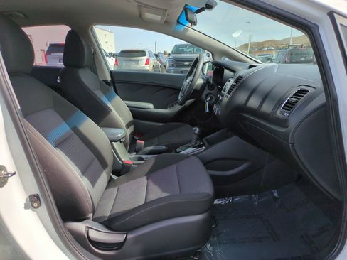 Used 2018 Kia Forte LX image 28