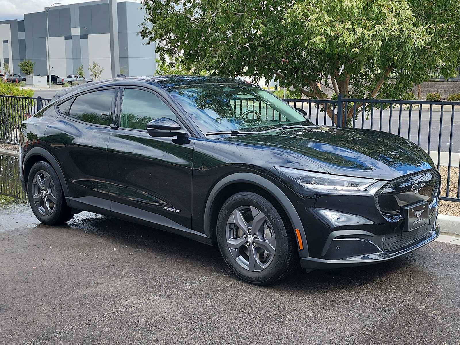 Used 2022 Ford Mustang Mach-E Select RWD image 2