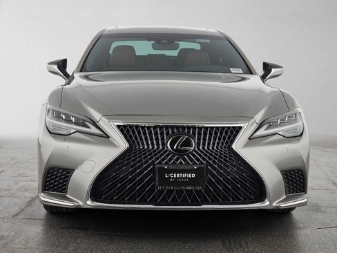 Certified 2021 Lexus LS 500 w/ Accessory Package (Z1) RWD image 8