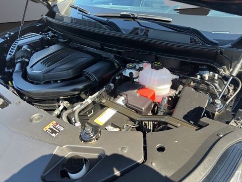 Used 2025 Buick Enclave Avenir w/ Super Cruise Package image 27