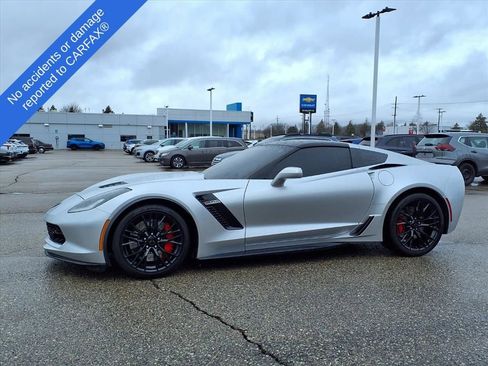 Used 2017 Chevrolet Corvette Z06 w/ Battery Protection Package image 10