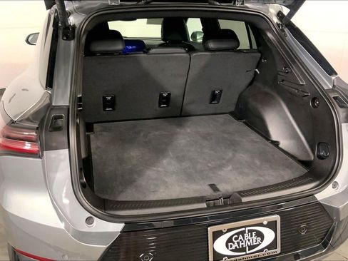 Used 2025 Chevrolet Equinox EV LT w/ Convenience Package FWD image 4