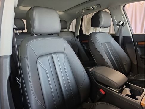 Used 2023 Audi Q5 2.0T Premium Plus image 12