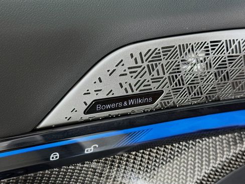 Certified 2025 BMW i5 M60 image 19