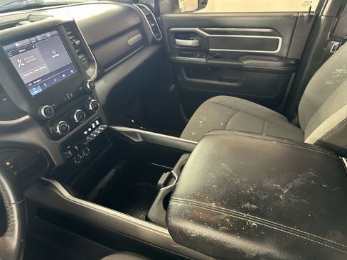 Used 2024 RAM 2500 Big Horn w/ Off Road Package image 25
