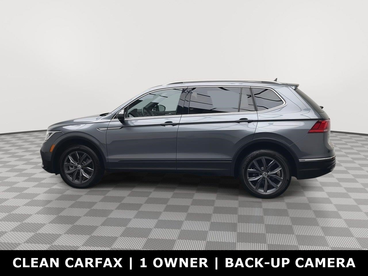 Used 2022 Volkswagen Tiguan SE AWD/4WD image 37