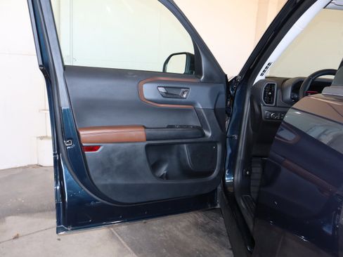 Used 2021 Ford Bronco Sport Outer Banks image 32