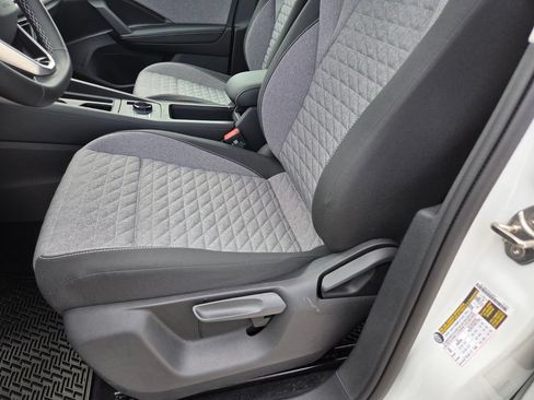 New 2026 Volkswagen Tiguan S FWD image 10