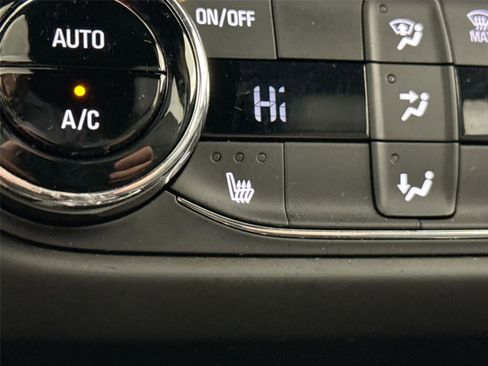 Used 2023 Chevrolet TrailBlazer RS w/ Convenience Package image 8