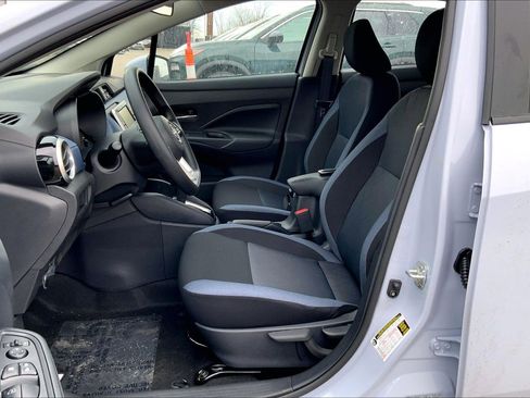 New 2025 Nissan Versa SV image 10