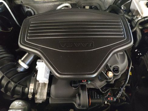 Used 2019 GMC Acadia SLE w/ Driver Alert Package I AWD/4WD image 30