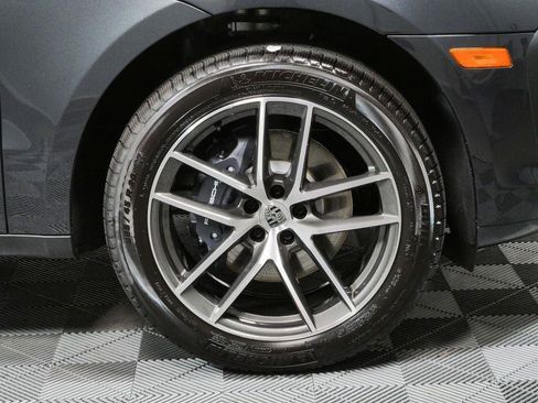 Used 2026 Porsche Macan Turbo AWD/4WD image 31