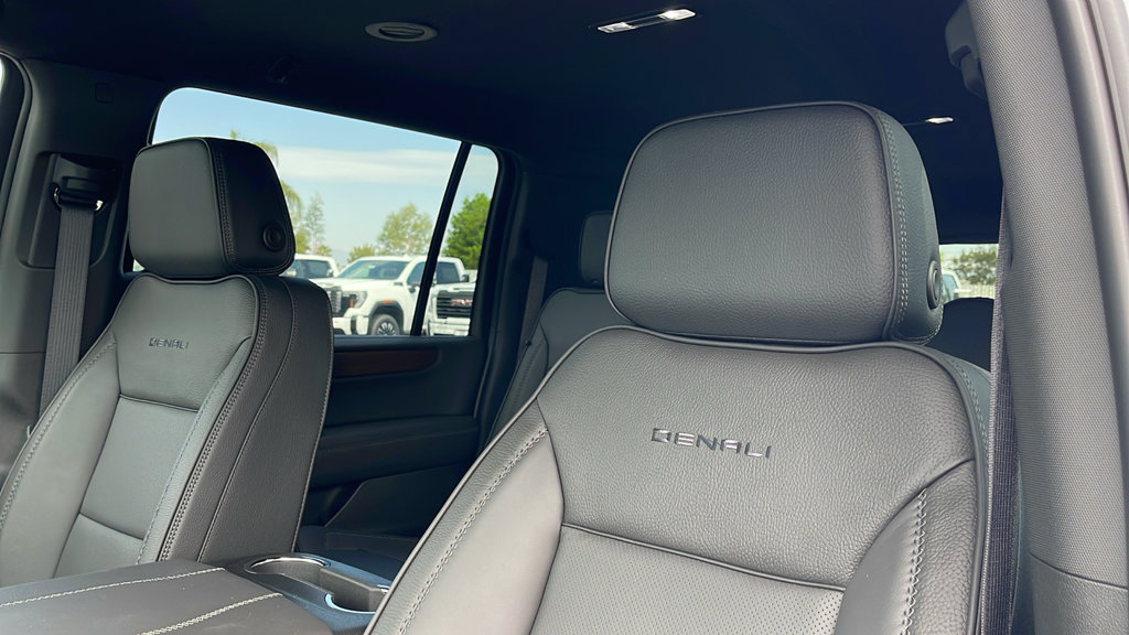New 2026 GMC Yukon XL Denali AWD/4WD image 13