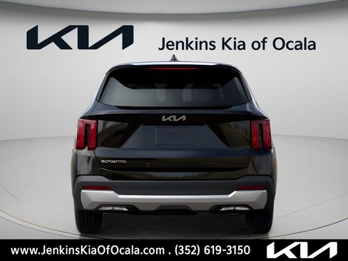 New 2026 Kia Sorento LX FWD image 5