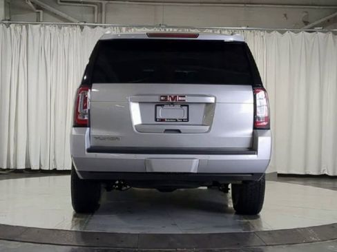 Used 2016 GMC Yukon SLE w/ Convenience Package image 9