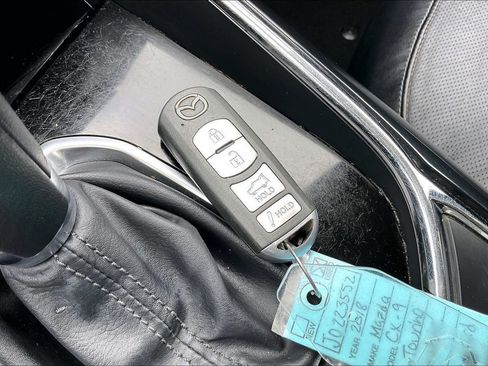 Used 2018 MAZDA CX-9 Touring image 36