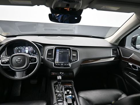 Used 2019 Volvo XC90 T6 Momentum w/ Protection Package Premier image 24