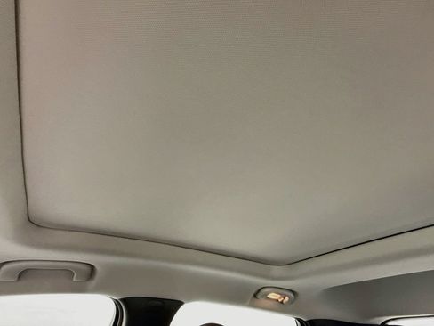 Used 2023 Chevrolet Bolt EUV Premier w/ Sun & Sound Package FWD image 22