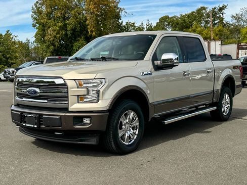 Used 2017 Ford F150 Lariat AWD/4WD image 7