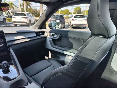 Used 2021 Polestar Polestar 2 image 11