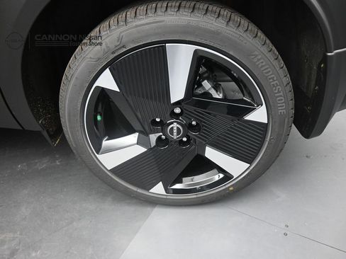 New 2026 Nissan Kicks SR FWD image 24