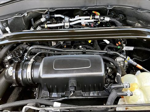 Used 2022 Ford Explorer ST-Line RWD image 33