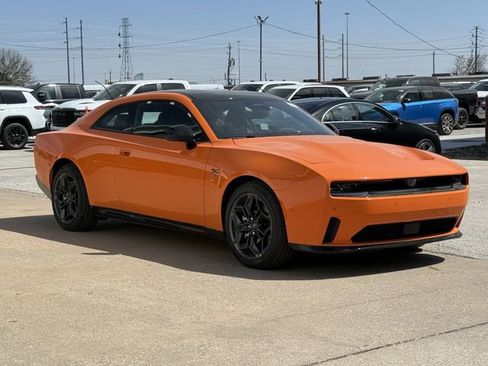 New 2025 Dodge Charger R/T w/ Quick Order Package 25M R/T image 2