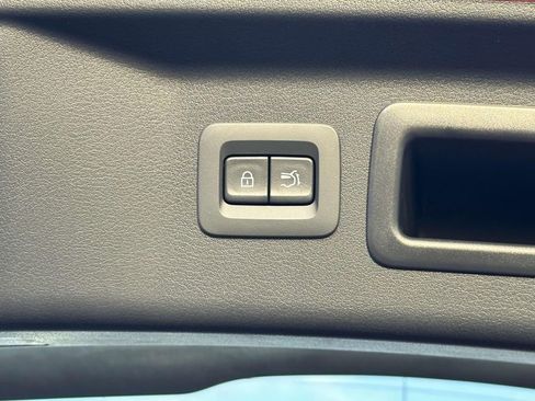 Used 2025 MAZDA CX-90 3.3 Turbo S w/ Premium Package image 14