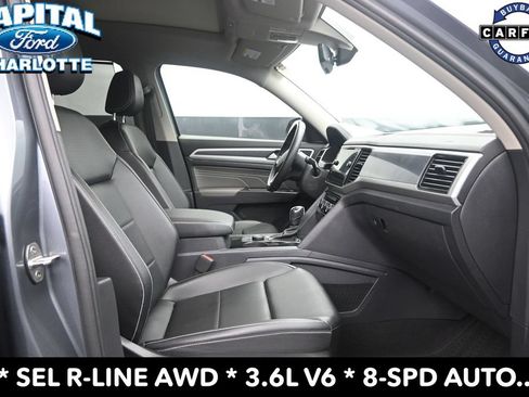 Used 2022 Volkswagen Atlas SEL R-Line AWD/4WD image 13