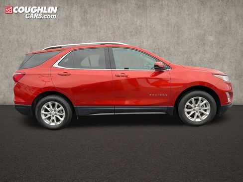 Used 2020 Chevrolet Equinox LT AWD/4WD image 11