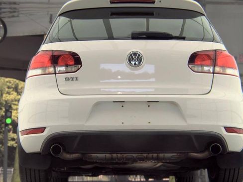 Used 2013 Volkswagen GTI 2-Door FWD image 18