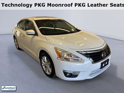 Used 2015 Nissan Altima 2.5 SL w/ Technology Package