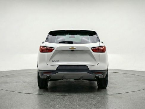 Used 2025 Chevrolet Blazer LT FWD image 7