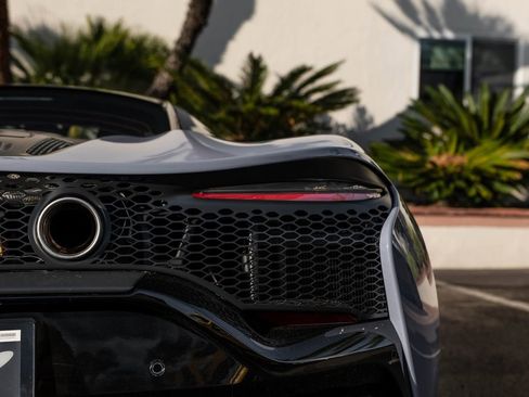 New 2026 McLaren Artura RWD image 30