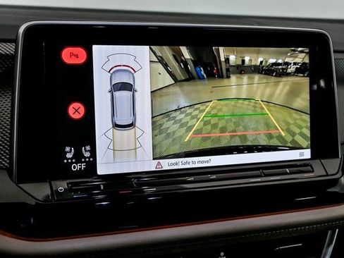 Certified 2025 Volkswagen Atlas Cross Sport SEL R-Line image 19